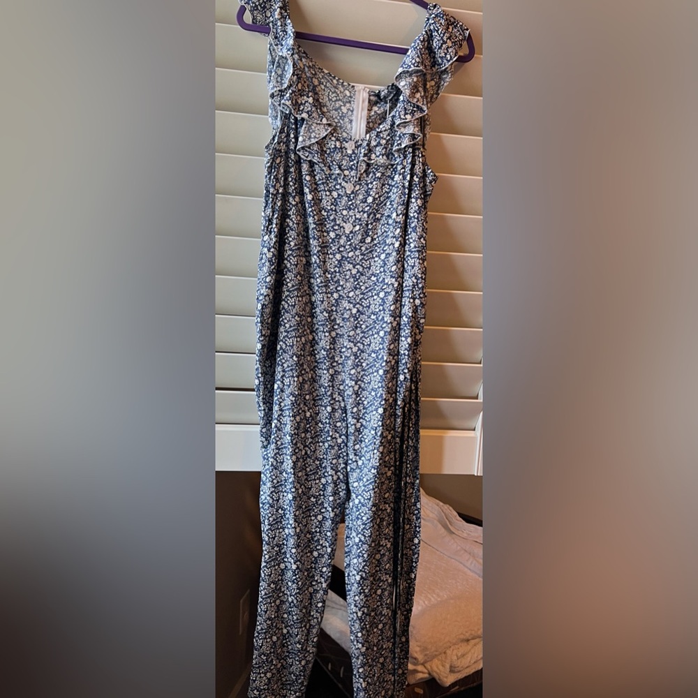 BLOOMCHIC - NWT - 14-16 - Blue/White - Jump suit - Adorable - Hidden Zipper